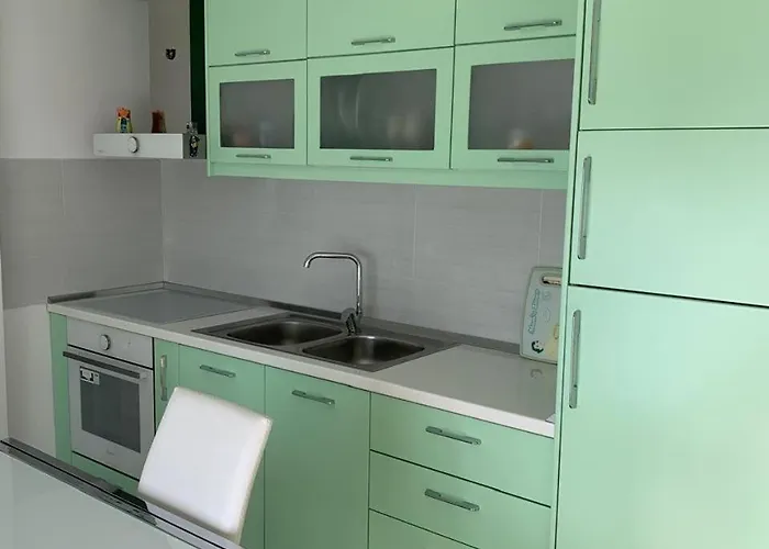 Seafront Apartment *